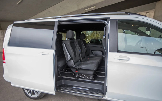Mercedes-Benz Klasa V cena 219000 przebieg: 148000, rok produkcji 2019 z Wrocław małe 781